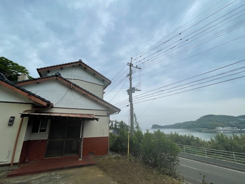 一棟貸しゲストハウス　ＩＫＩ　ＨＯＵＳＥ　ＹＵＮＯＭＯＴＯ　壱岐ハウス湯ノ本　＾の画像