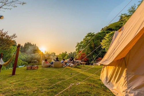 ＲＥＷＩＬＤ　ＲＩＶＥＲＳＩＤＥ　ＧＬＡＭＰＩＮＧ　ＨＩＬＬ　＾の画像