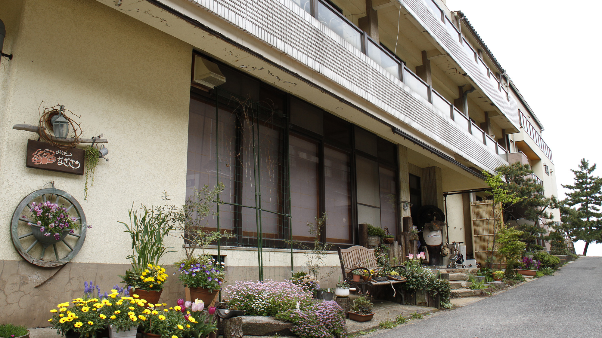兵庫県・佐津海岸へ絶景を堪能する旅に便利なホテルは？