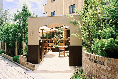 庭の、桐生エースホテルの写真