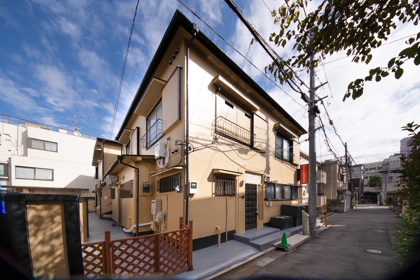 Full House201の写真