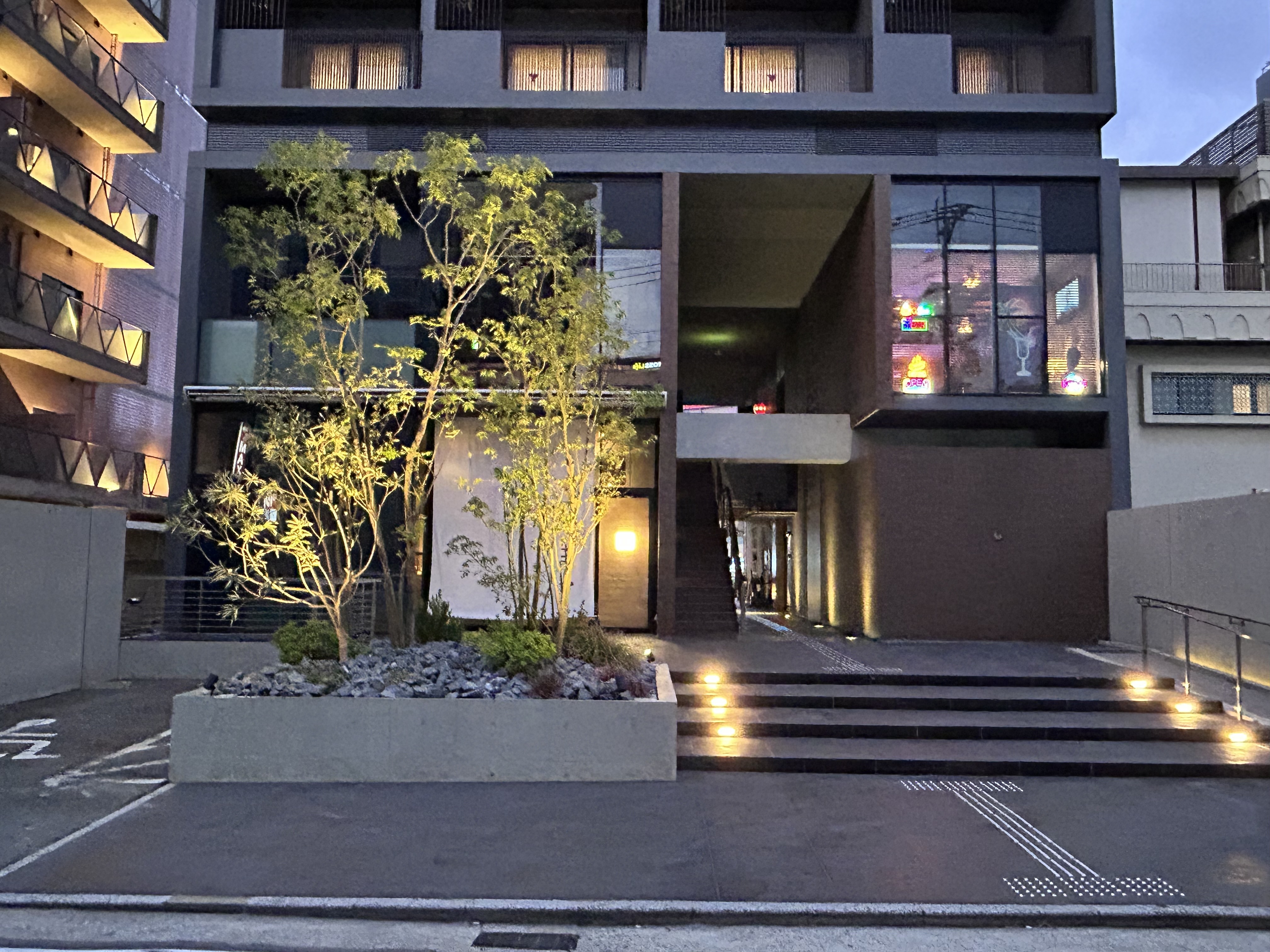 BAND HOTEL HAKATA