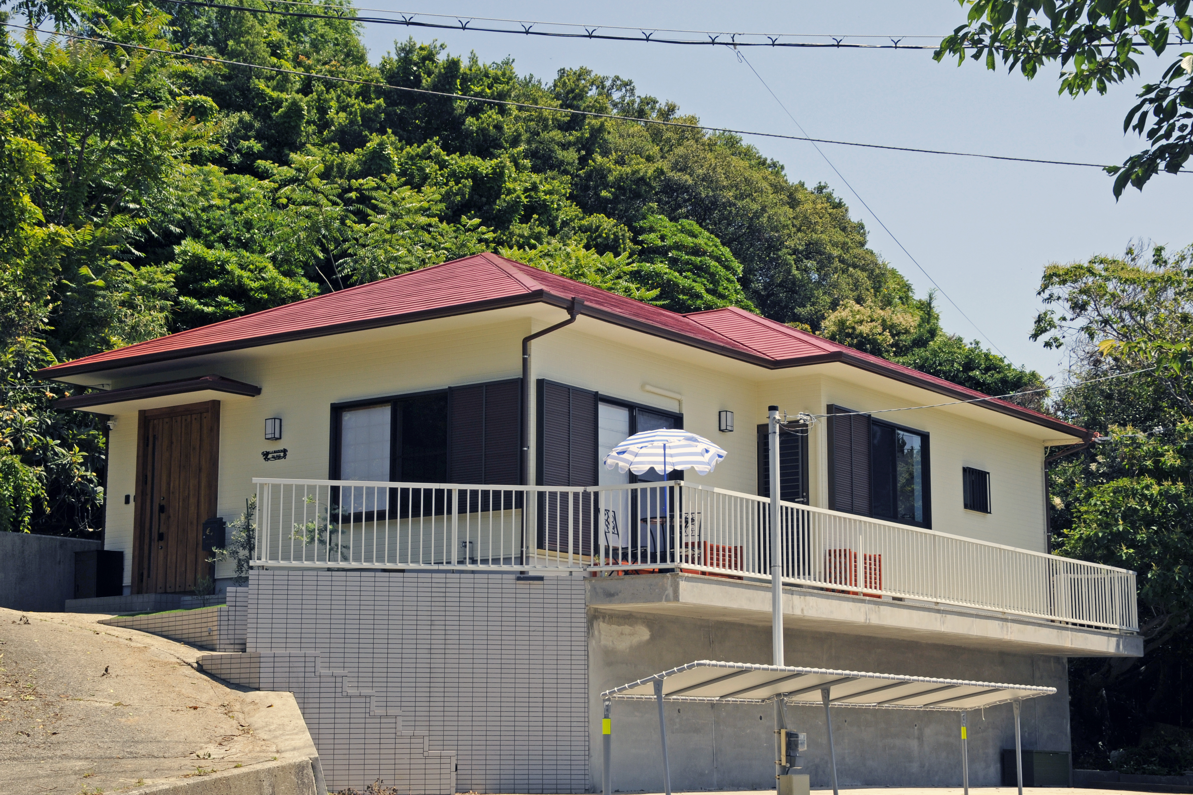 Ｌａ　ｍａｉｓｏｎ　ｄｕ　ｓｕｄ　ｄ＇ａｗａｊｉ＜淡路島＞の写真