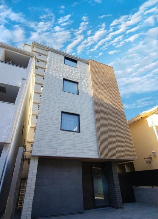 ホテルYeeT天神南