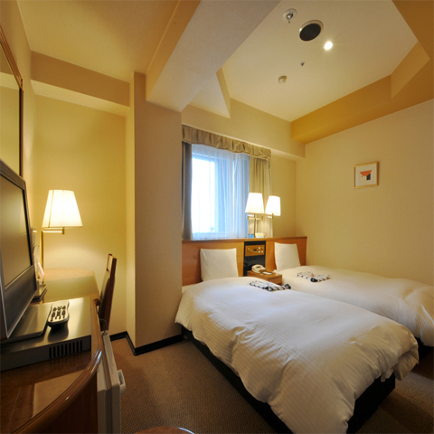 アパホテル〈京都駅前〉の客室の写真