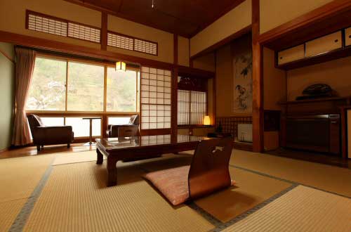 温海温泉　瀧の屋の客室の写真
