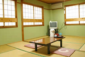 日間賀島　民宿　栄昇の客室の写真