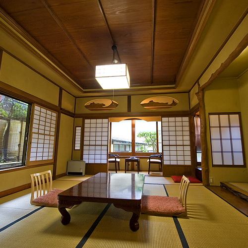 湯河原温泉　源泉　上野屋の客室の写真