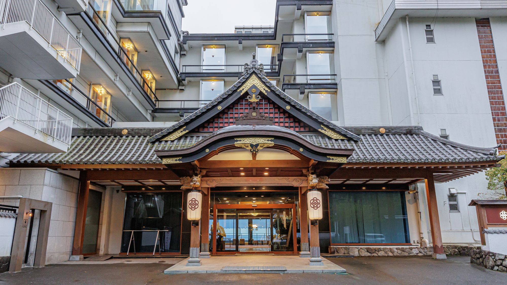 亀の井ホテル　筑波山（旧つくばグランドホテル）　外観写真