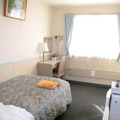 ビジネスホテル　モトナカノの客室の写真