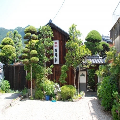 この夏、関西でパワースポットを巡る旅行に便利な宿