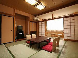 富士河口湖温泉　河口湖パークホテルの客室の写真