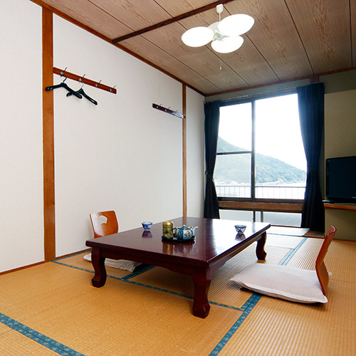 和潮旅館の客室の写真
