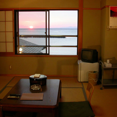土肥温泉　田中屋の客室の写真