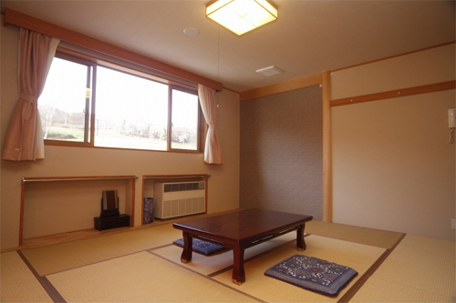ロッジ＆レストラン八幡屋＜長野県＞の客室の写真