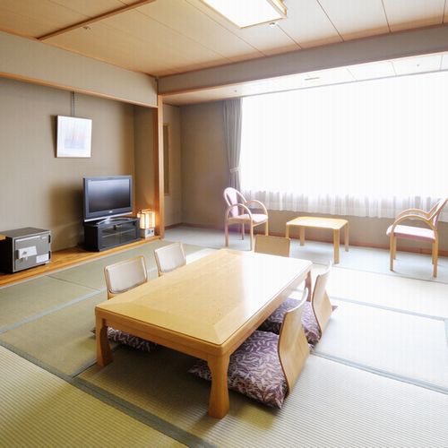 亀の井ホテル　淡路島の客室の写真
