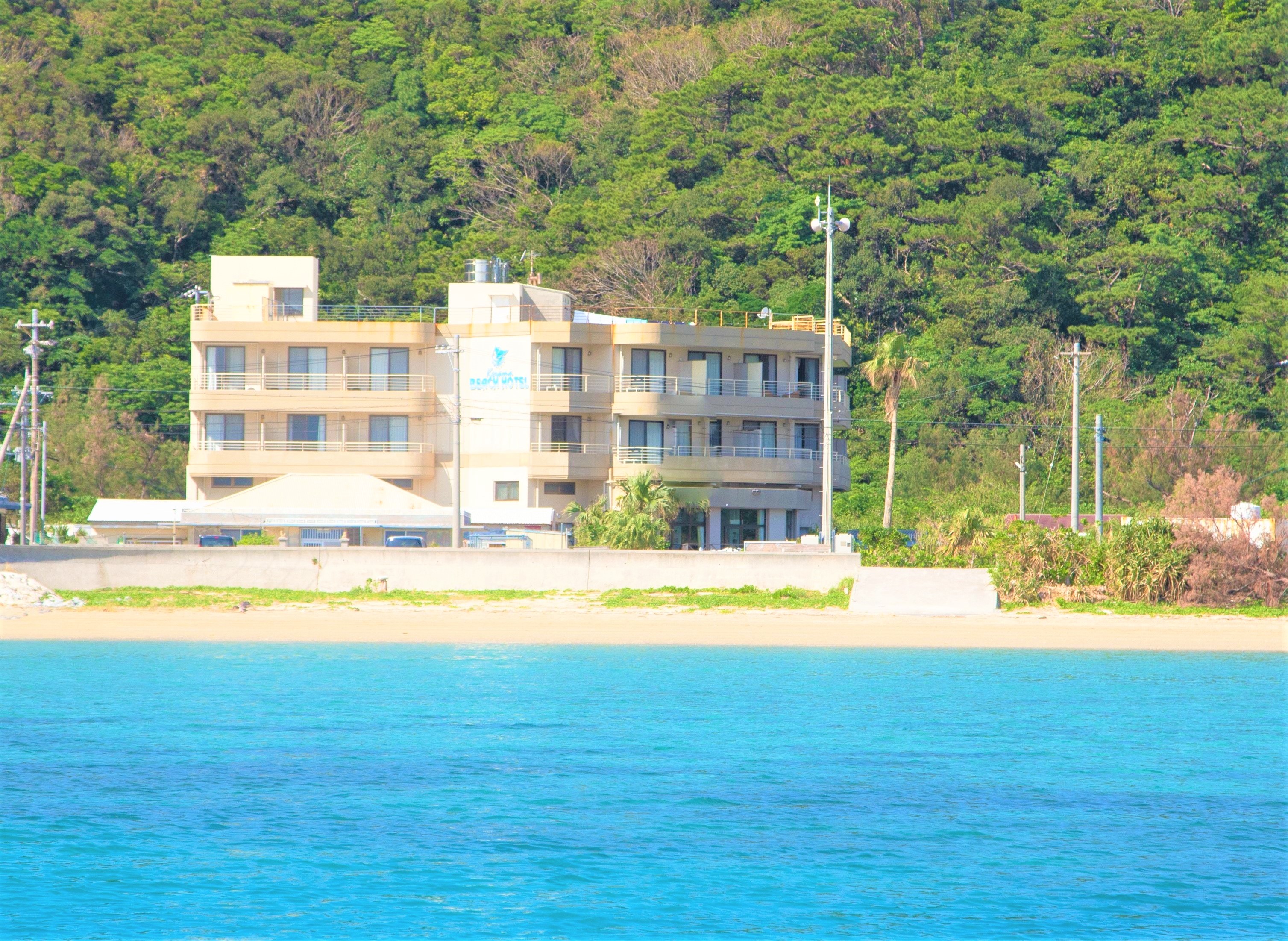 ケラマビーチホテル　＜座間味島＞　外観写真