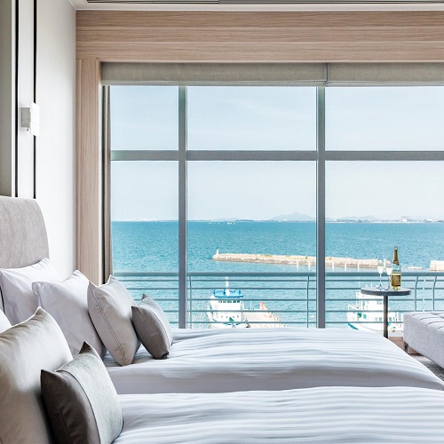 琵琶湖ホテルの客室の写真