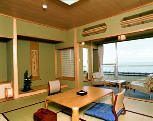 伝統と風格の宿　ホテル万長　＜佐渡島＞の客室の写真