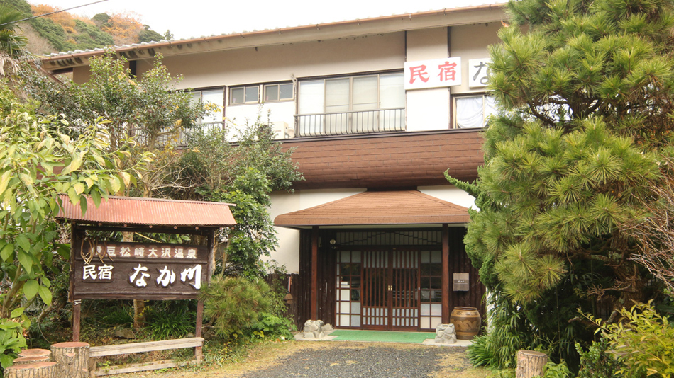静岡県内にあるレトロ感のある宿をご紹介いただけないでしょうか？