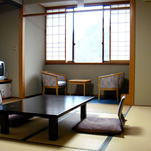 湯元　久米川温泉の客室の写真