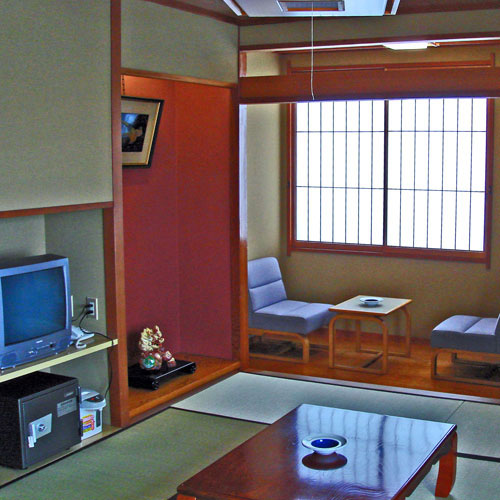 ビジネス旅館　過雁荘の客室の写真