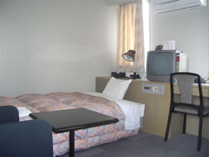 バジェットホテル博多南の客室の写真