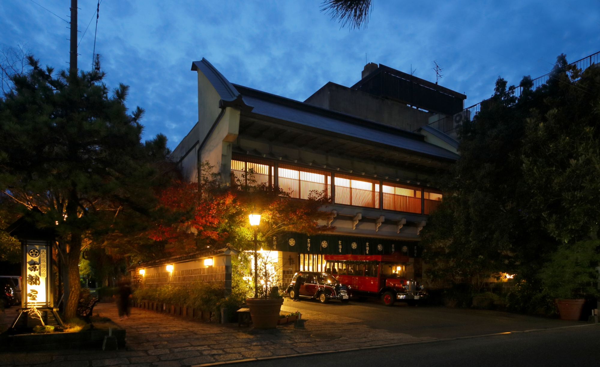 【武雄温泉】１泊２食付きで１万円以下のおすすめ温泉旅館