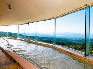 箱根峠温泉　富士箱根ランド　スコーレプラザホテルの客室の写真
