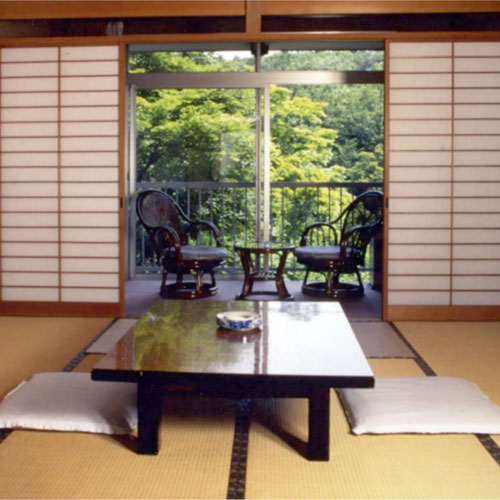 忍野温泉の客室の写真