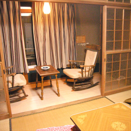 下島温泉　朝六荘の客室の写真