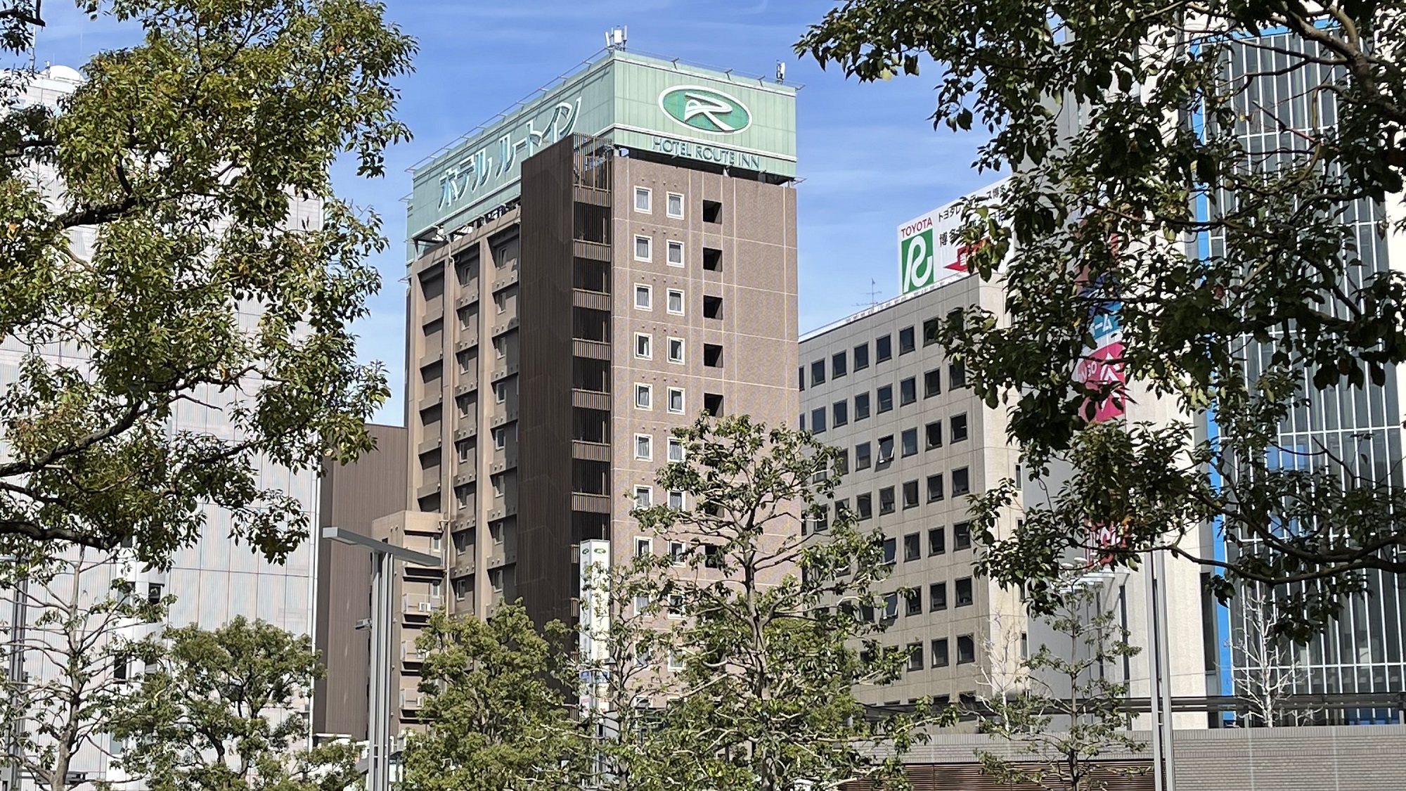 博多駅周辺で空気清浄機完備のビジネスユース向きホテルを探しています