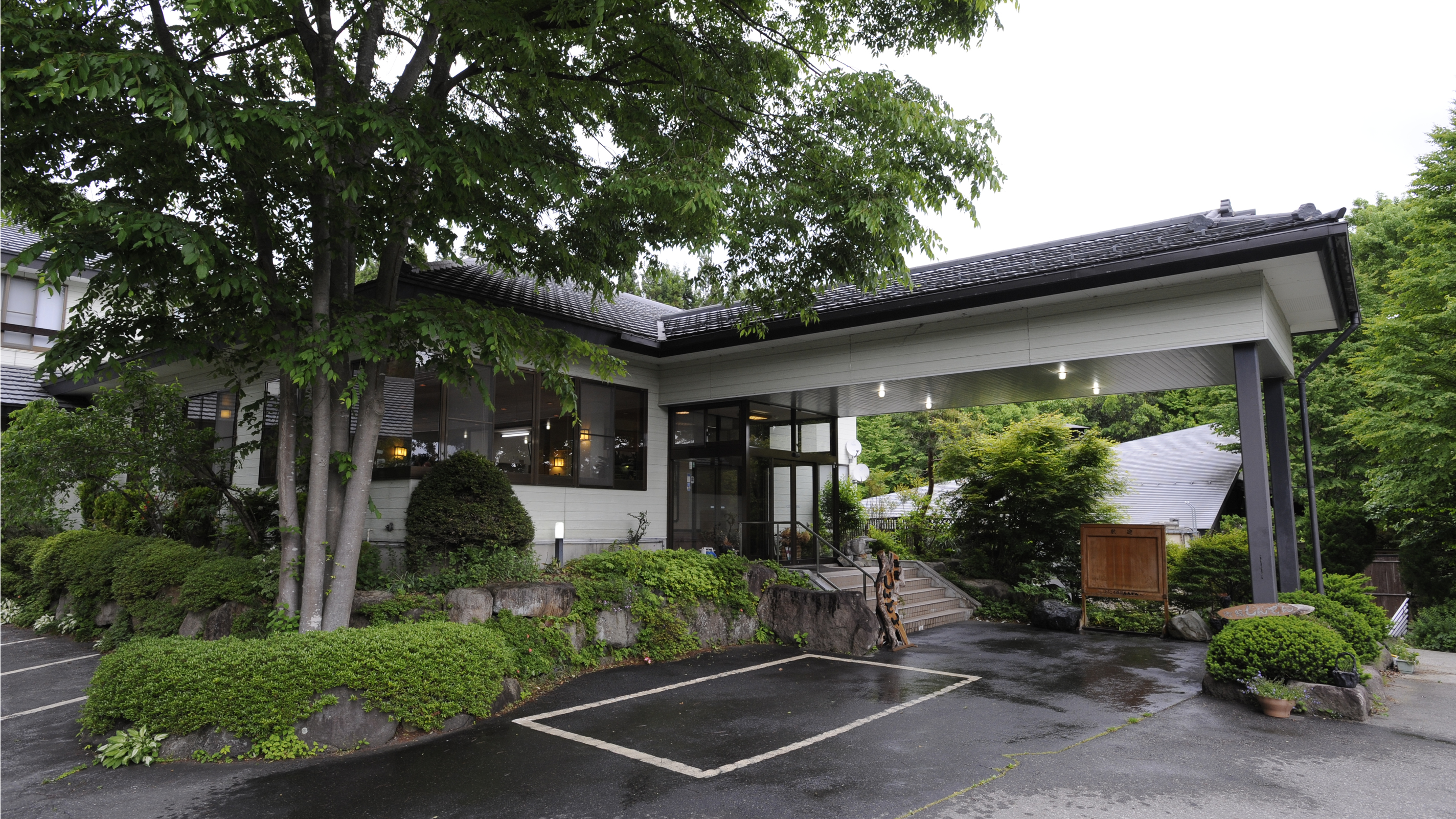 関東圏内の温泉旅館のおすすめのホテルを教えてください