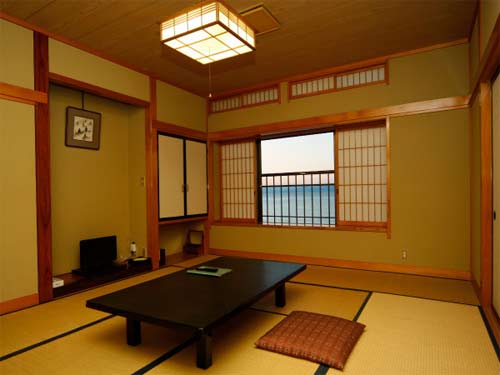 土肥温泉の民宿　汐音・富士見の宿　こいけ荘の客室の写真
