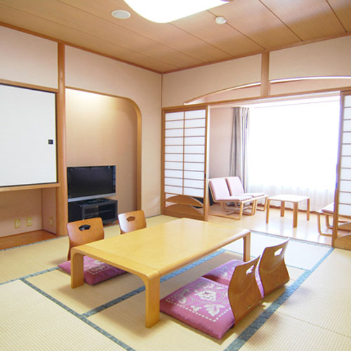 クアパーク津田（国民宿舎松琴閣）の客室の写真