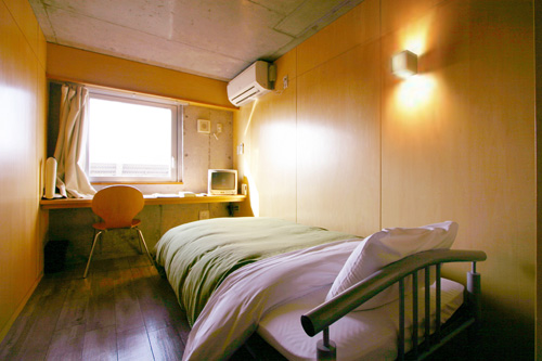 ウィークリー翔岐阜羽島ホステルの客室の写真