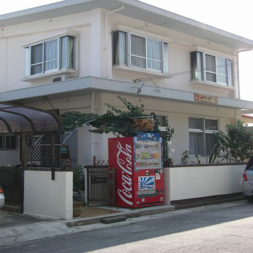 沖縄でファミリー向けの格安ホテル教えてください