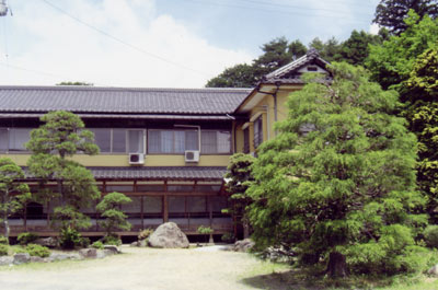 玉山温泉石屋旅館の画像