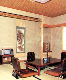 明山荘旅館の客室の写真