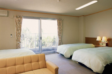 森林公園スイス村　風のがっこう京都の客室の写真