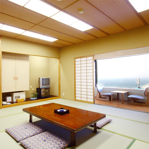高知市国民宿舎桂浜荘の客室の写真