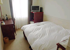 ホテルクリスタルプラザの客室の写真