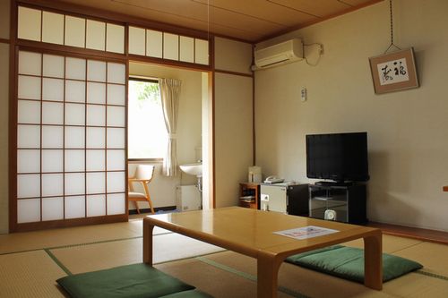 入鹿温泉ホテル瀞流荘の客室の写真