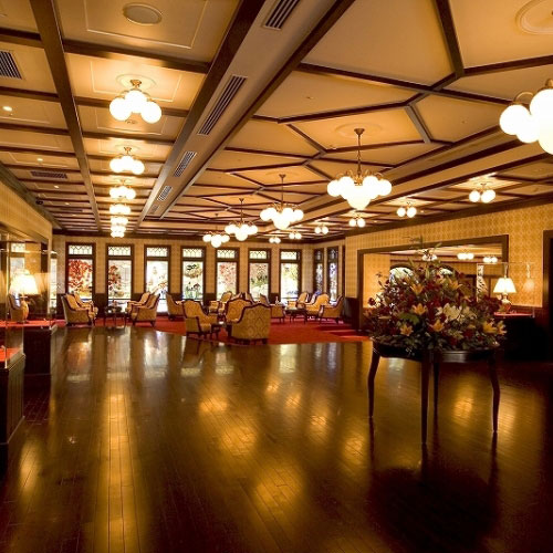 金沢白鳥路　ホテル山楽の客室の写真