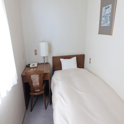 常陸多賀駅から徒歩１分　駅に一番近いホテル　多賀ステーションホテルの客室の写真
