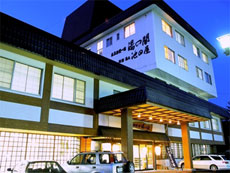 川湯温泉　ローコストホテル３５（旧　湯の閣）　外観写真