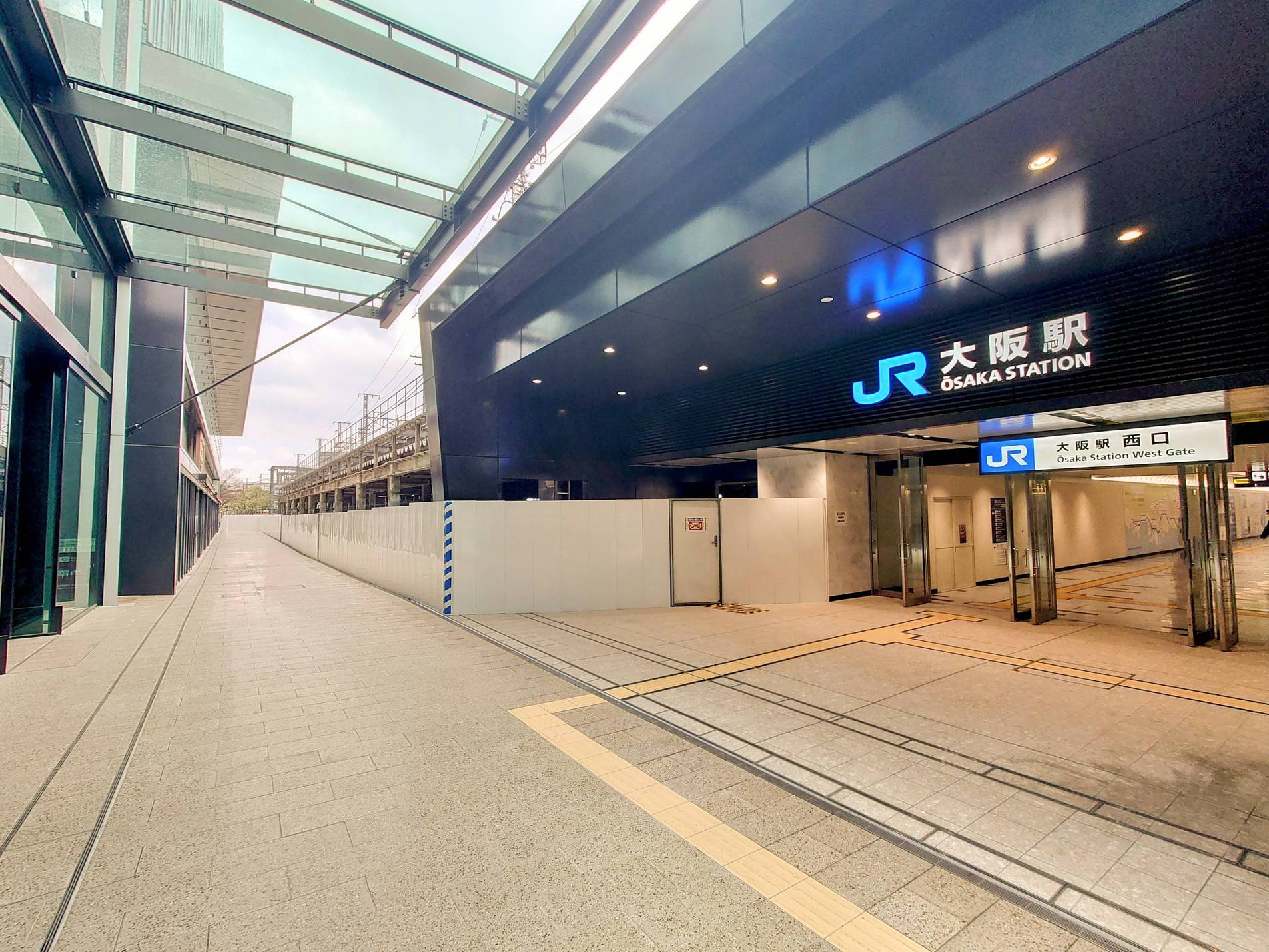 JR大阪駅 西改札口 外観