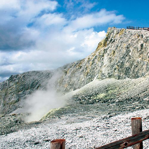 日本三大霊地 川原毛地獄 (c)あきたファン・ドッと・コム