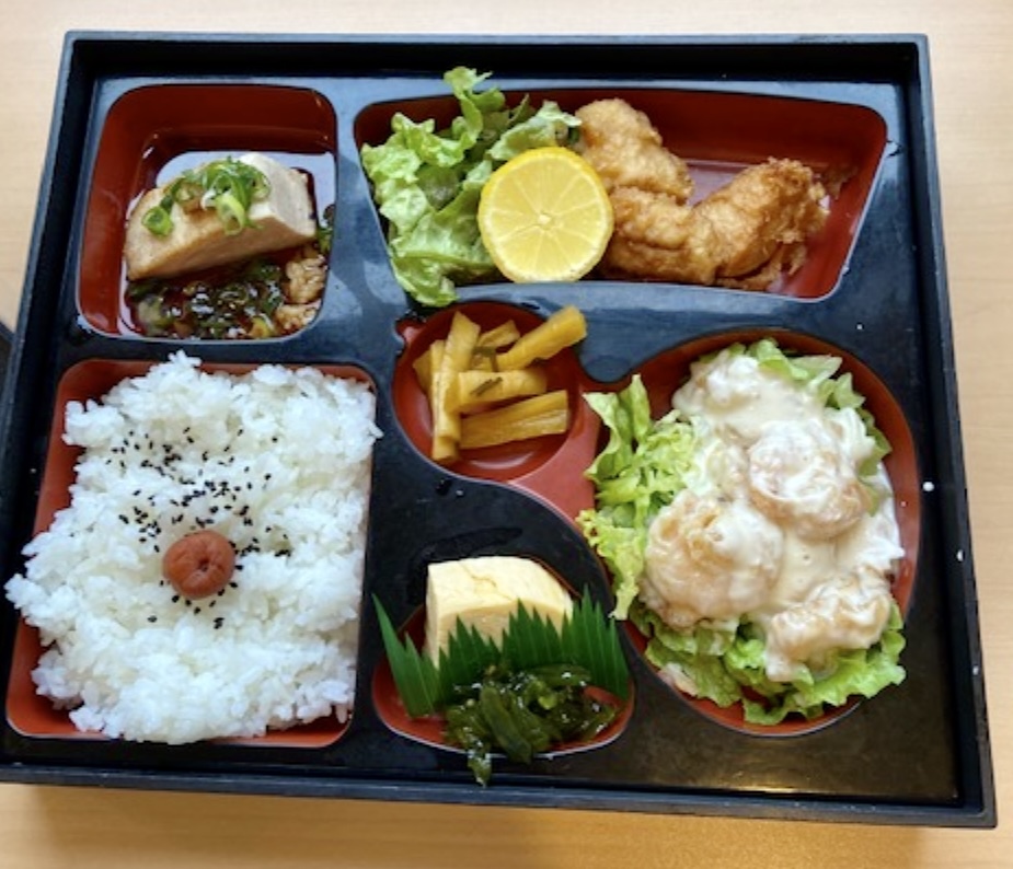 【夕食】おまかせ日替わりお弁当2