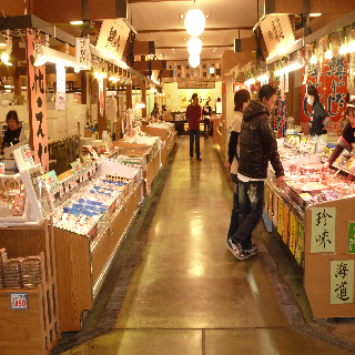 【ラグーナテンボス】フェスティバルマーケットおさかな市場